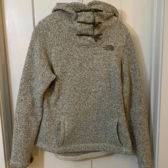 The North Face Tops - LIKE NEW! The North Face – Toggle Women’s Hooded Pullover - Small